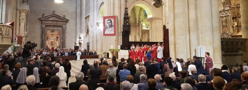 Angelo Becciu, prefecto de la Congregación para las Causas de los Santos, en la beatificación de