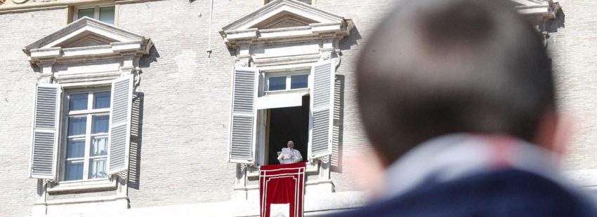 Francisco en el ángelus reafirma “la vida interior” frente a las tentaciones del propio orgullo