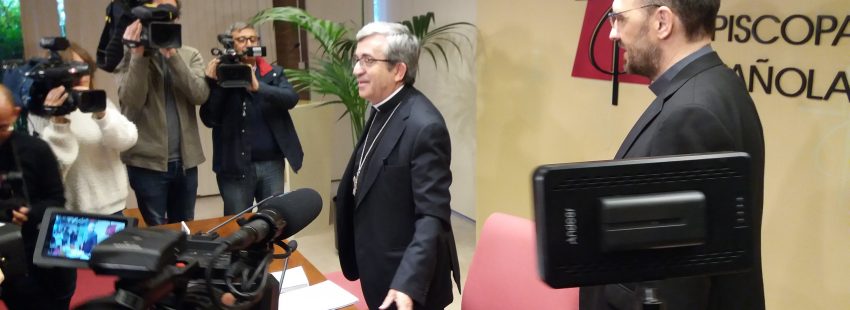 Luis Argüello en la rueda de prensa de clausura de la Asamblea Plenaria de primavera el 5 de abril