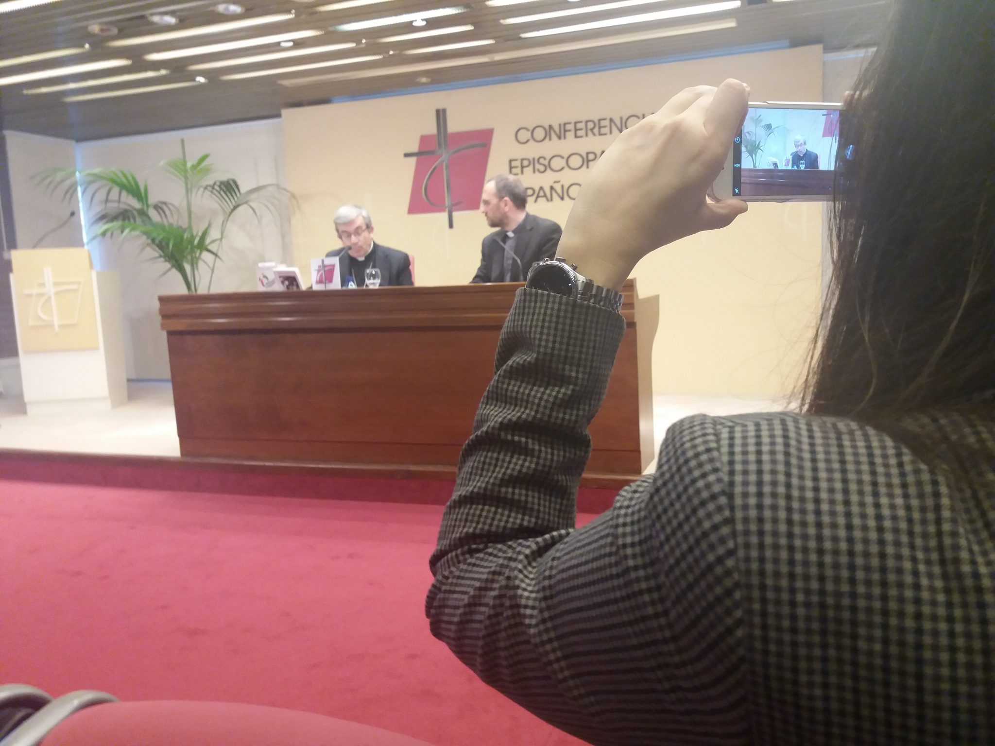 Luis Argüello en la rueda de prensa de clausura de la Asamblea Plenaria de primavera el 5 de abril de 2019