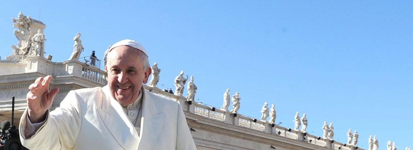 papa-francisco-en-la-plaza-de-san-pedro