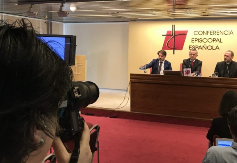 Las diócesis, parroquias y Cáritas aportan 1.386 millones de euros al año a la economía