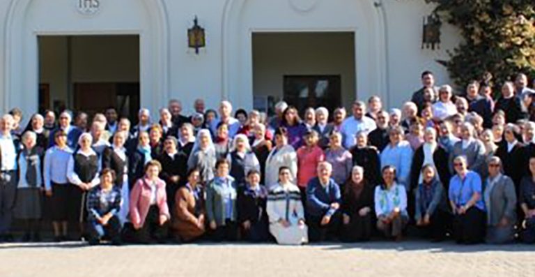 Religiosos chilenos: “Nuestra fe está siendo desafiada…”