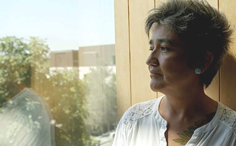 Una teóloga de Chile denuncia 8 años de abusos de un jesuita que le obligó a abortar tres veces