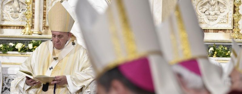 Francisco señala en Rumanía que, en la Iglesia, cuando ritos diferentes se encuentran,