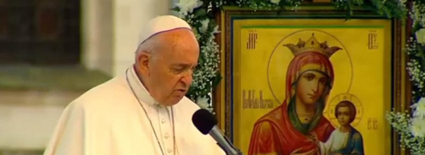 El papa Francisco, en su viaje a Bulgaria