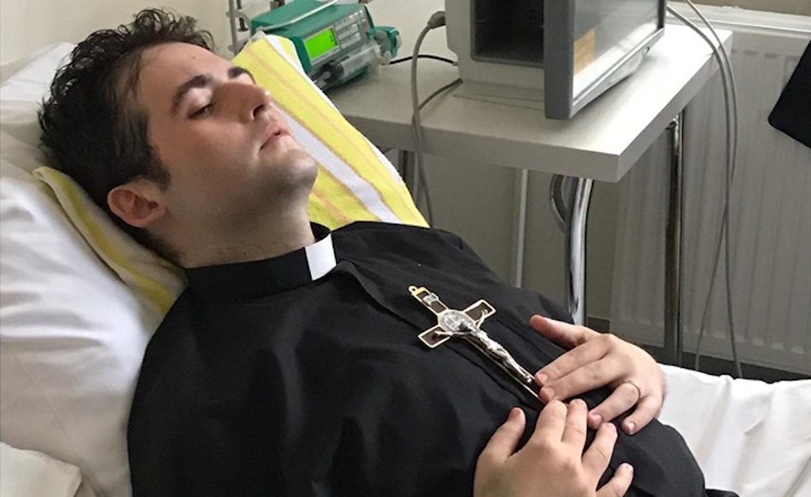 Fallece el joven polaco con cáncer terminal ordenado sacerdote gracias al  Papa