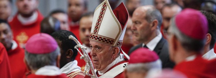 Francisco en la fiesta de Pedro y Pablo: “No seáis cristianos tibios y de fachada”