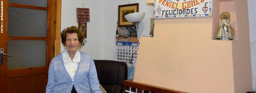 Clotilde Veniel, voluntaria de Cáritas Valencia con 107 años