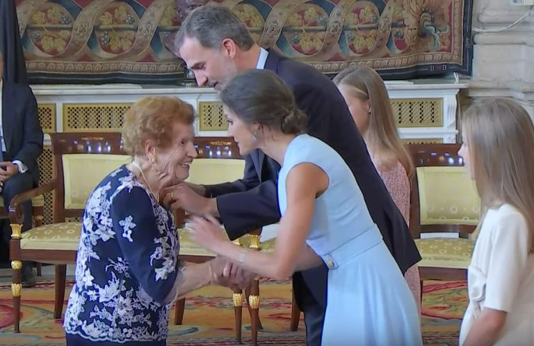 Clotilde Veniel, voluntaria de Cáritas 107 años