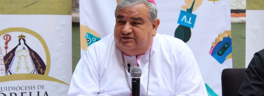 “Distribuir la Cartilla Moral de López Obrador es poner a Dios al servicio del ‘César’”
