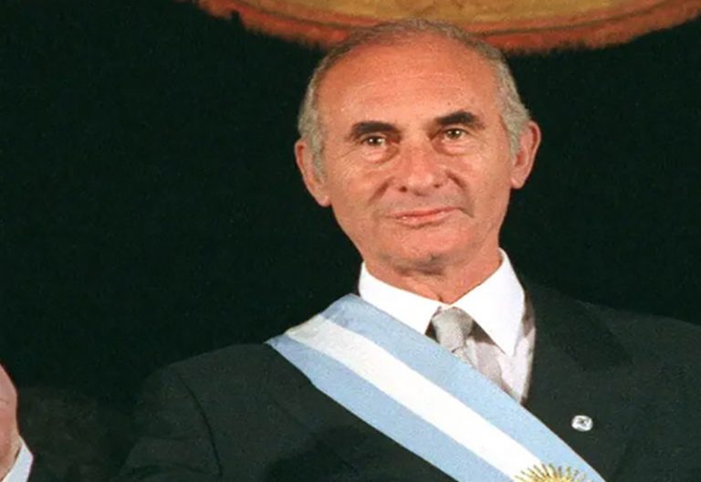 Condolencias del Episcopado argentino ante el fallecimiento del expresidente De La Rúa