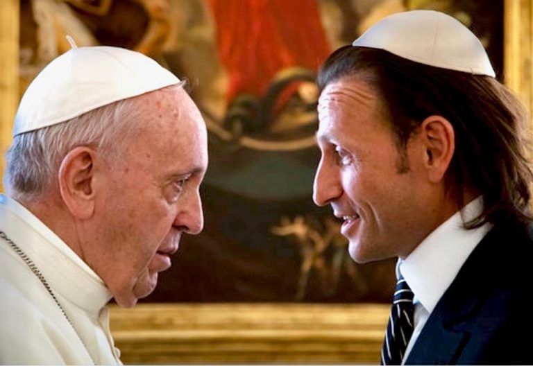 Francisco acerca aún más los puentes entre el ámbito hispano y el judaísmo