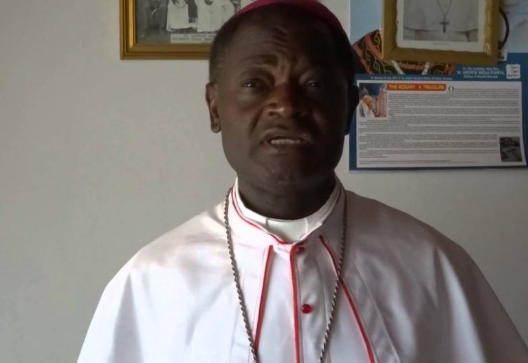 El surrealista secuestro de un obispo en Camerún