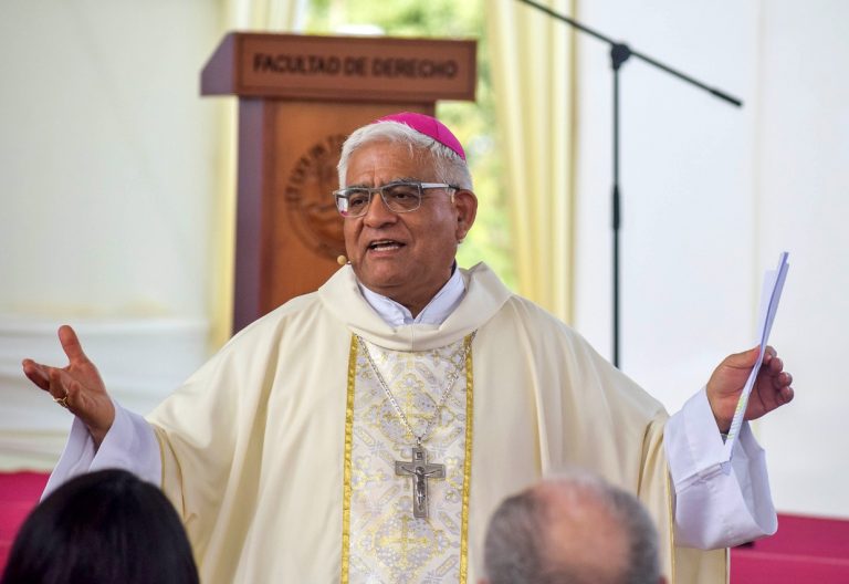 Presidente del CELAM en sintonía con los pueblos indígenas de la Amazonía