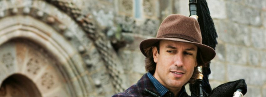 Prohibido por el obispado de Zamora un concierto de Carlos Núñez en una iglesia y trasladado a un