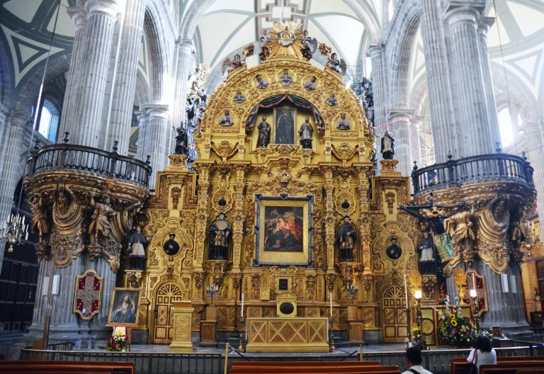 Autoridades eclesiásticas le recuerdan a López Obrador los compromisos adquiridos con la Catedral