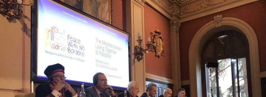 Mesa sobre el Mediterráneo en el Encuentro por La Paz