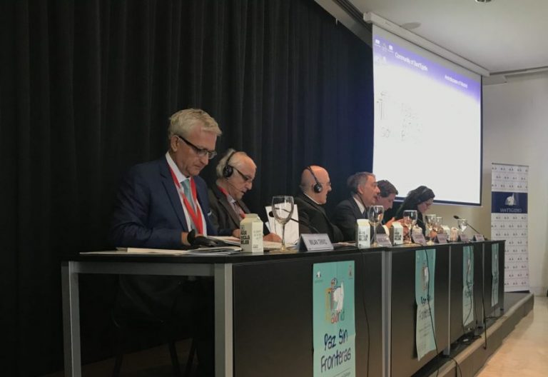 Mesa redonda sobre ciudades en el Encuentro de Sant´Egidio