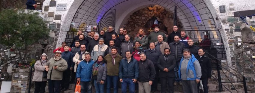 Delegados diocesanos para el Congreso Mariano, a los pies de la Virgen del Valle