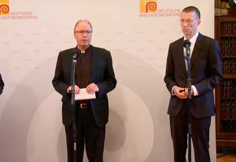 Los obispos alemanes revolucionan el sistema de indemnización de las víctimas de abusos sexuales