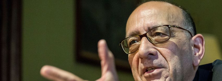 cardenal-juan-jose-omella-en-despacho-arzobispal-barcelona-2016