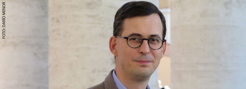 Nicolas Senèze, corresponsal de 'La Croix' en el Vaticano