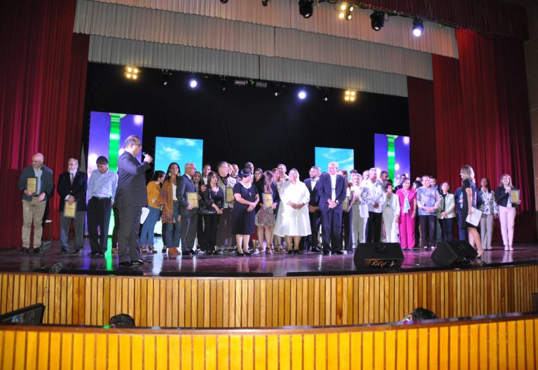 Premio Monseñor Pellín, un reconocimiento de la Iglesia venezolana a la noble misión de los