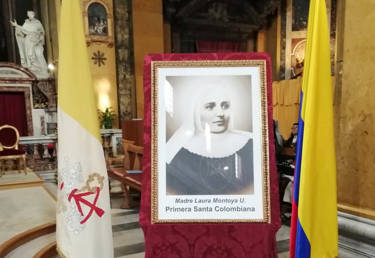 Francisco, a las Lauritas: “Nunca abandonen el Amazonas”