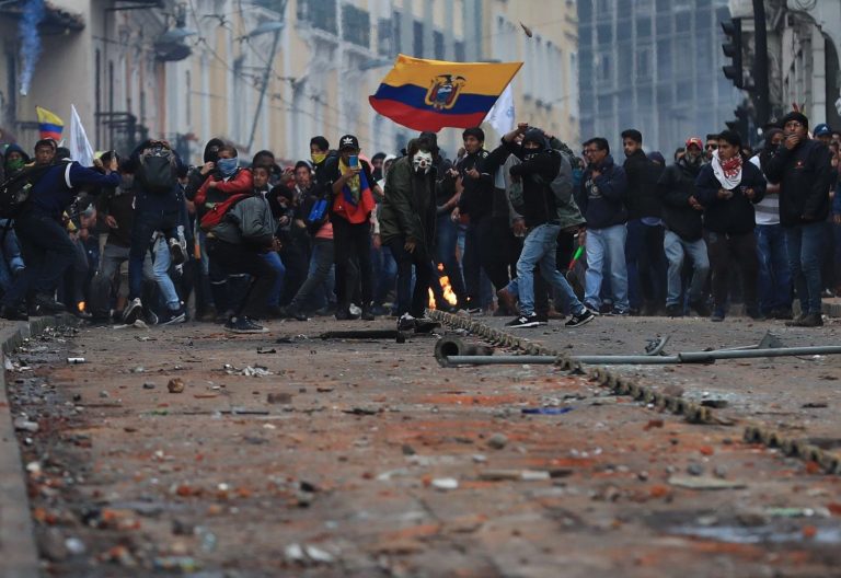 La Iglesia ecuatoriana hace un llamado a la paz, a la justicia y al diálogo tras protestas en el