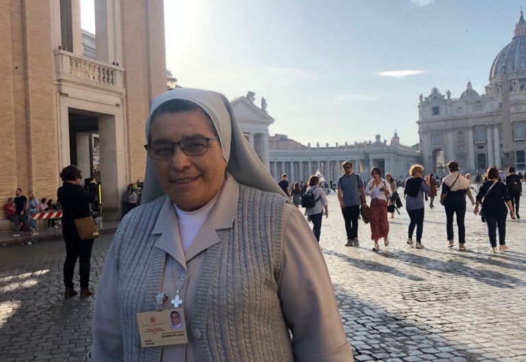 ines-zambrano-superiora-general-lauritas1