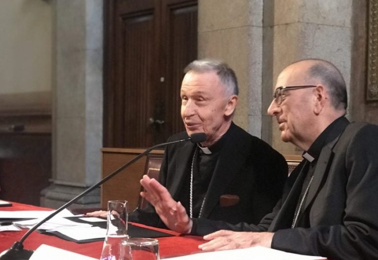 Ladaria: “La noción de pueblo de Francisco se aleja del populismo”