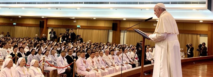 El Papa pone en valor “el valioso servicio” de la Iglesia en Tailandia