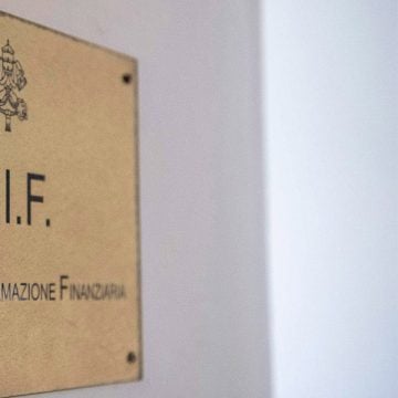 El Vaticano alerta del nuevo crimen financiero: IA, activos virtuales y transferencias instantáneas