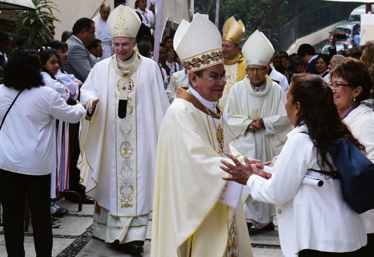 Arquidiócesis primada de México: así se reestructura una diócesis