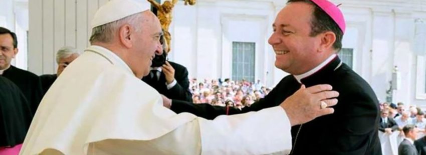 La fiscalía pide la captura internacional para el exobispo de Orán, Gustavo Zanchetta