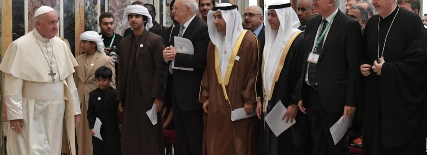 Francisco pide a los gigantes tecnológicos que se impliquen en la lucha por evitar el abuso a