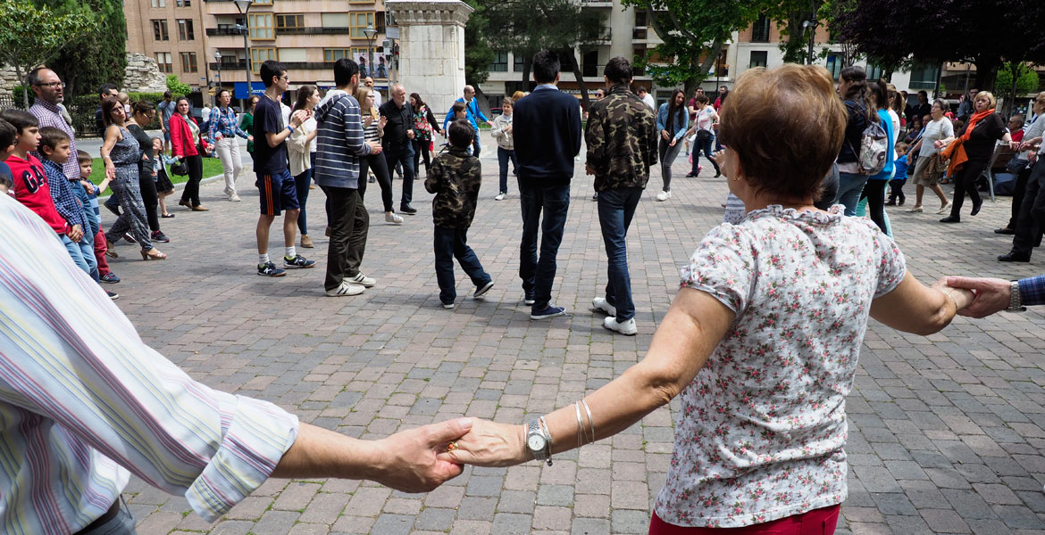 un grupo de laicos en un acto en valladolid: Fotos Arzobispado de Valladolid