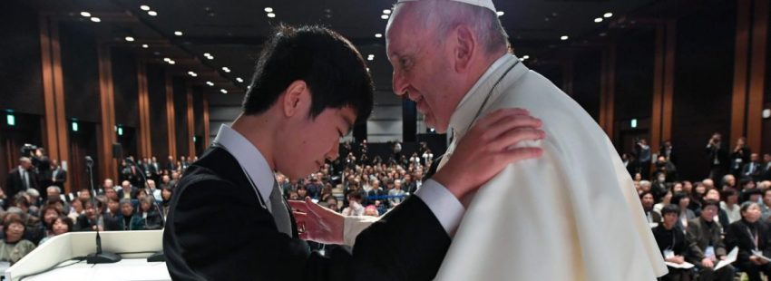 Francisco, ante las víctimas del tsunami de Japón: “Hay que abolir las centrales nucleares”