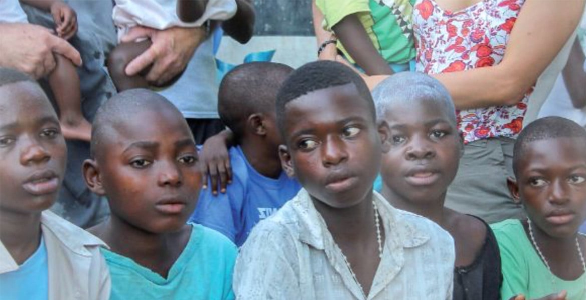 Niños República Democrática Del Congo Misiones Salesianas