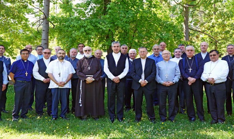Al término de su Plenaria, los obispos chilenos llaman a un día de oración