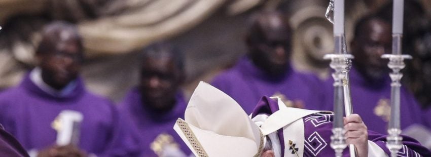 Cientos de africanos participaron en la misa papal por los 25 años de la capellanía congoleña en