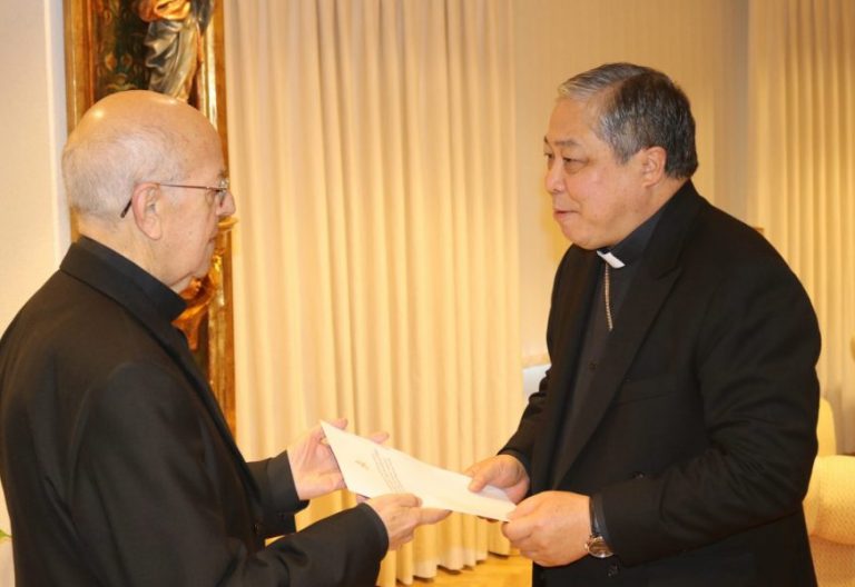 Bernardito Auza comienza oficialmente su misión: “Espero trabajar bien en la Iglesia de