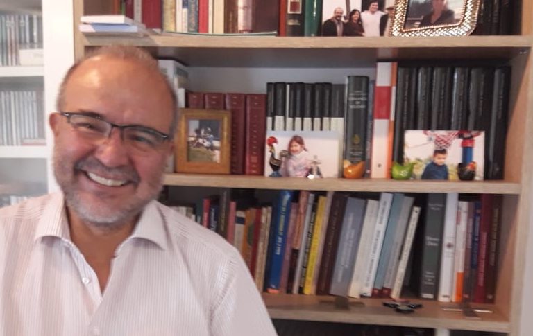 El trabajo en el centro de la vida social