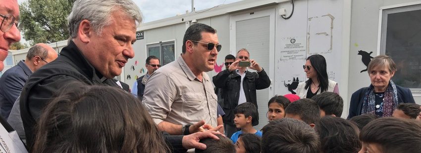 El papa Francisco acogerá en el Vaticano a 43 refugiados procedentes de Lesbos