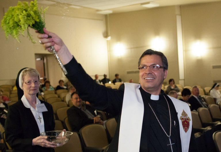 Un mexicano será obispo coadjutor de la quinta diócesis más grande de Estados Unidos