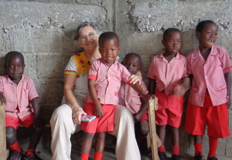 Matilde Moreno, misionera en Haití