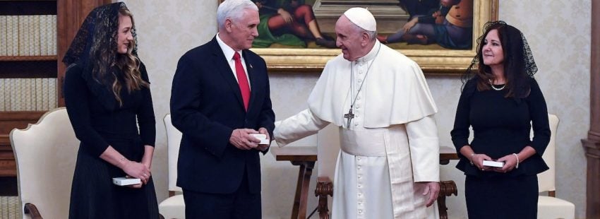 El vicepresidente de Estados Unidos a Francisco: “Me ha convertido en un héroe”