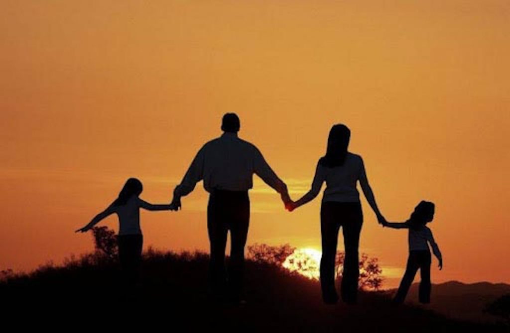 Por Qué Debemos Orar En Familia 