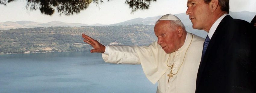 Juan Pablo II envió una carta secreta a Bush para evitar ‘in extremis’ la guerra de Irak